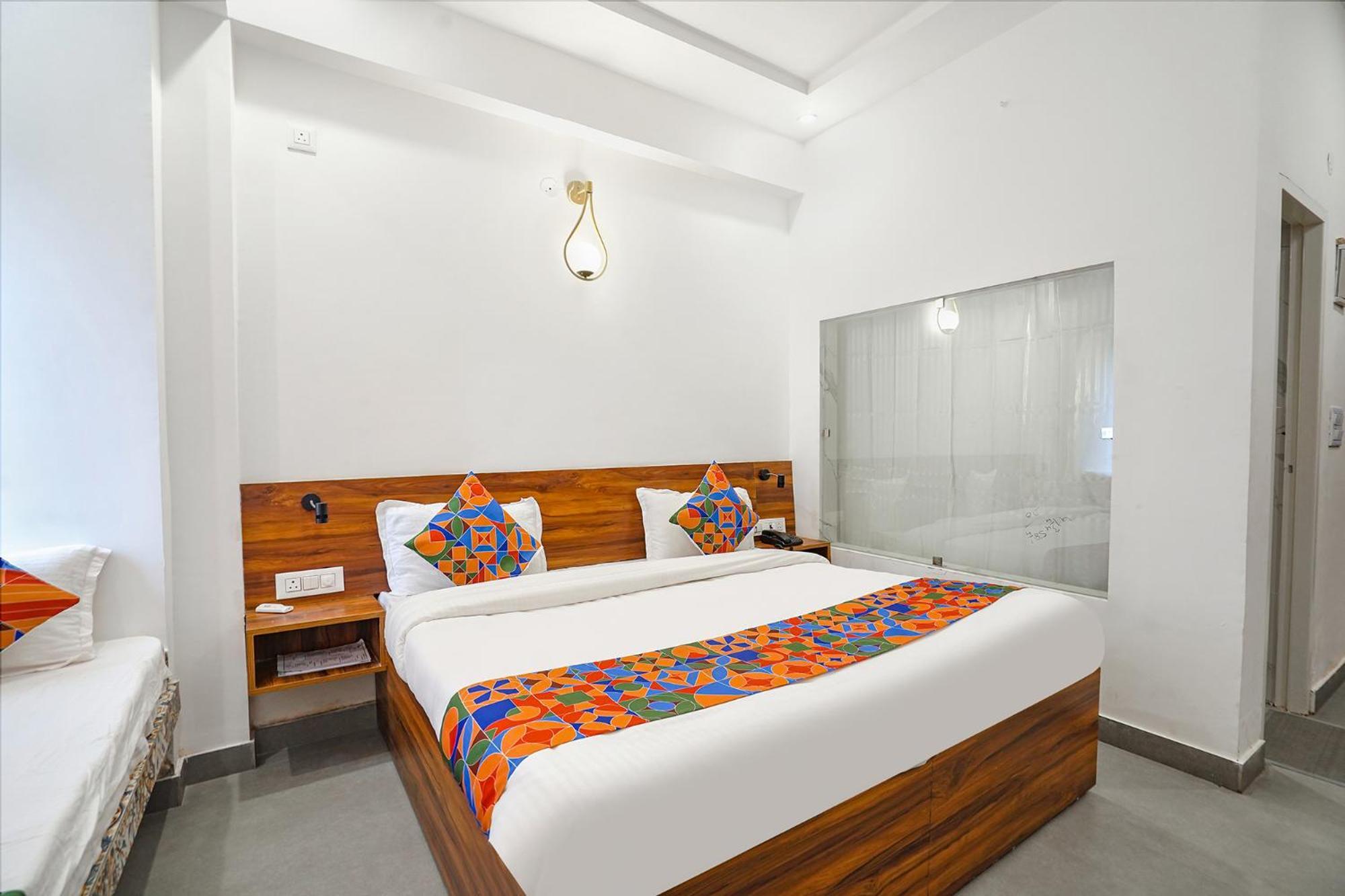 Montreal By Madhuban Inn Rishikesh Ngoại thất bức ảnh